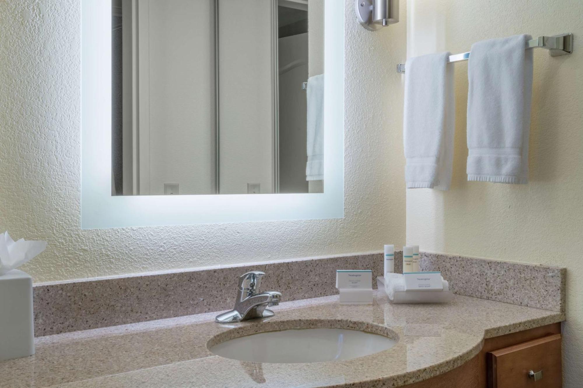 Homewood Suites By Hilton Philadelphia-Valley Forge Audubon Εξωτερικό φωτογραφία